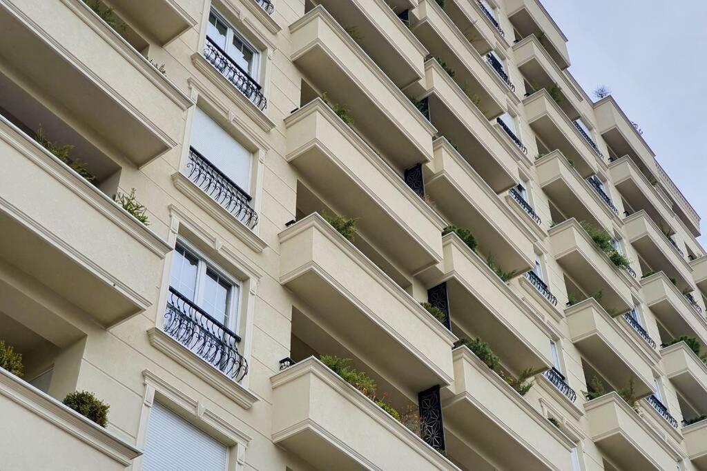 Luxury Green Apartment Pristina Exterior foto